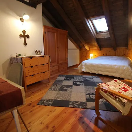 La Casetta In Montagna Roisod - Affitti Brevi Italia *