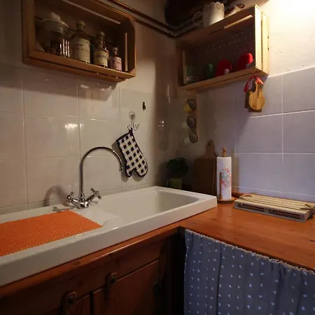 La Casetta In Montagna Roisod - Affitti Brevi Italia