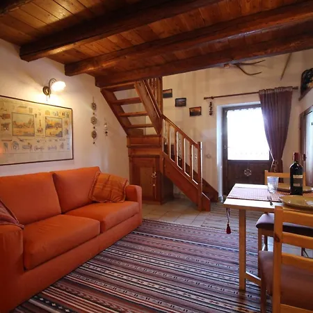 La Casetta In Montagna Roisod - Affitti Brevi Italia *